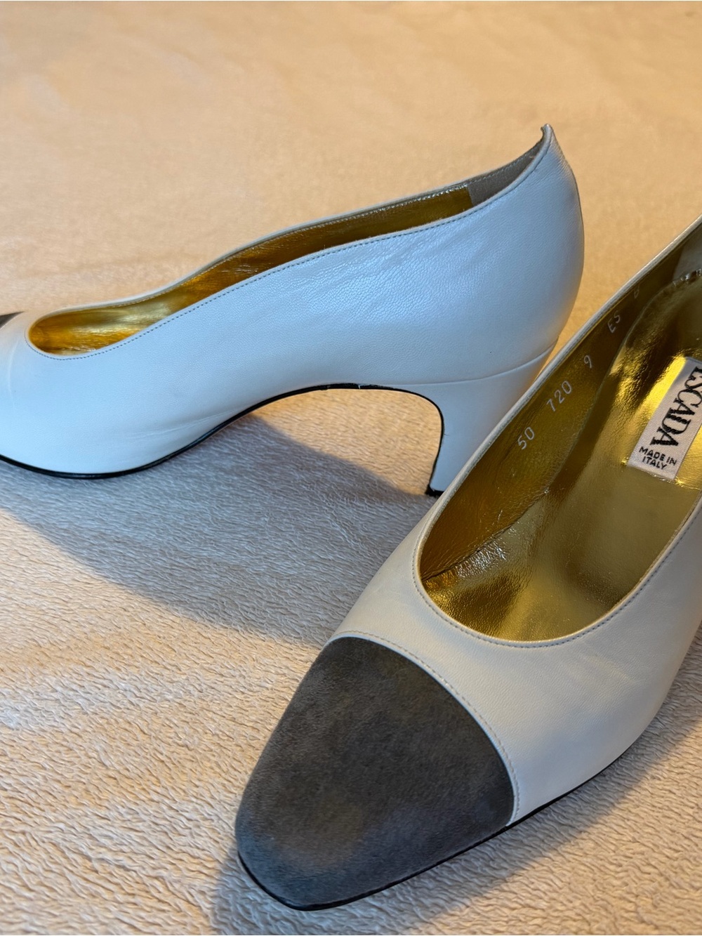 Escada Vintage White and Gray Leather and Suede pump